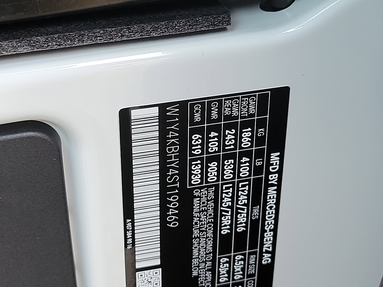 New 2025 Mercedes-Benz Sprinter 2500 image 17