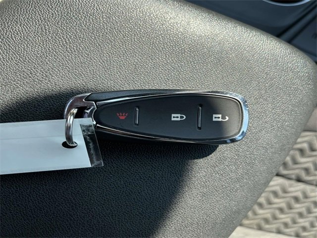 Used 2023 Chevrolet Equinox LT image 33