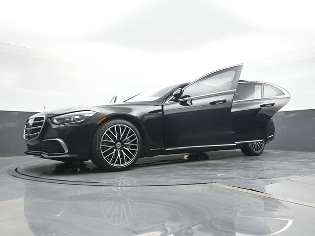 Used 2024 Mercedes-Benz S 580 4MATIC Sedan image 30