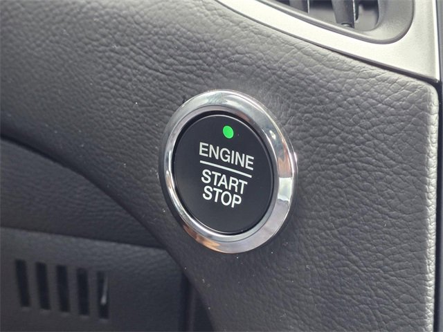 Used 2024 Ford Edge SE w/ Black Appearance Package image 19