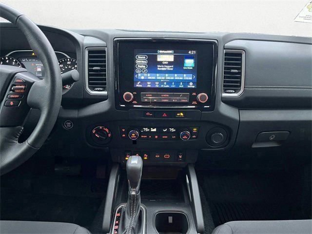 Used 2024 Nissan Frontier SV w/ SV Convenience Package image 12