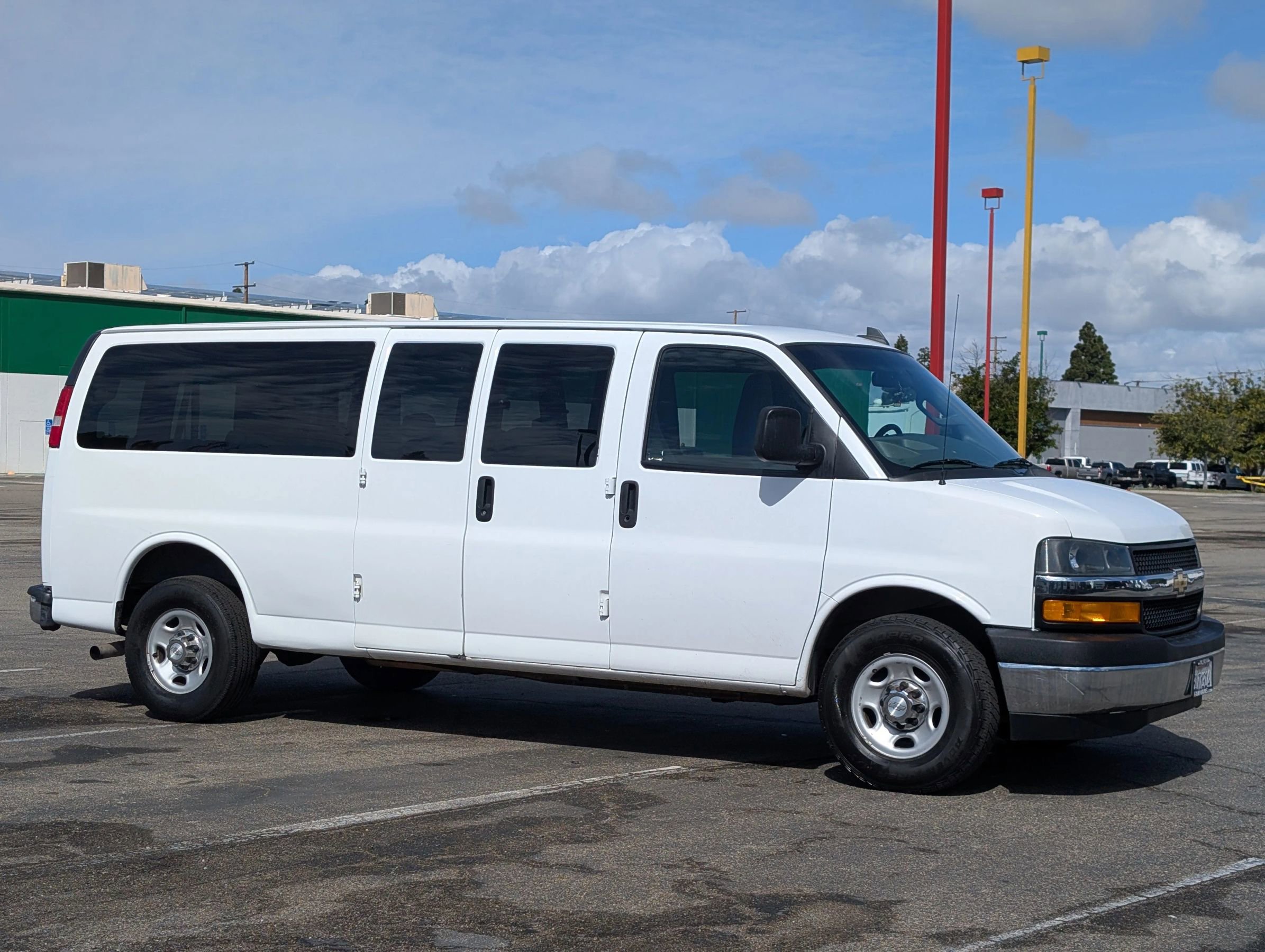 Used 2018 Chevrolet Express 3500 LT w/ LT Preferred Equipment Group RWD image 1