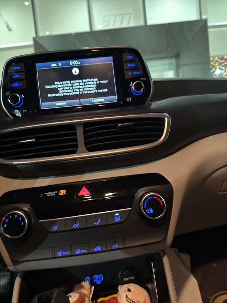 Used 2020 Hyundai Tucson SE image 8