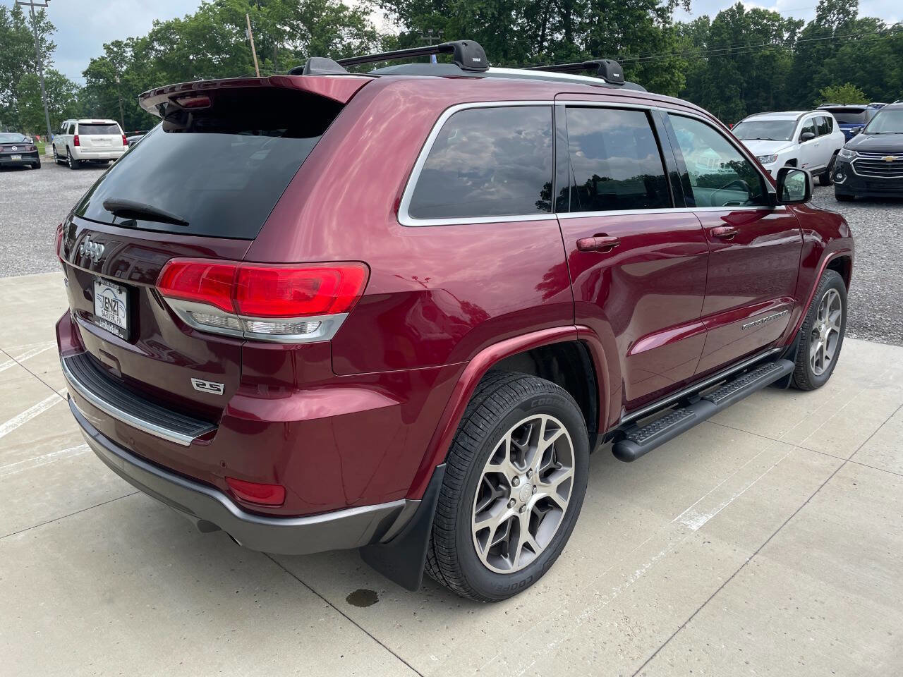 Used 2018 Jeep Grand Cherokee Limited image 11