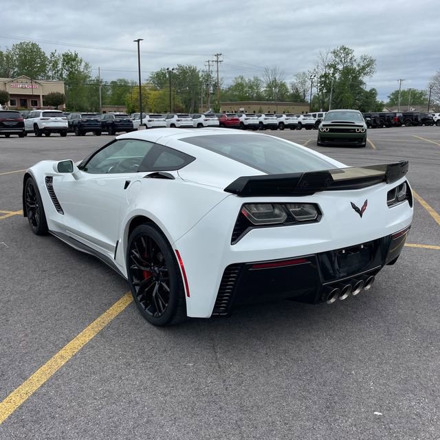Used 2018 Chevrolet Corvette Z06 RWD image 5