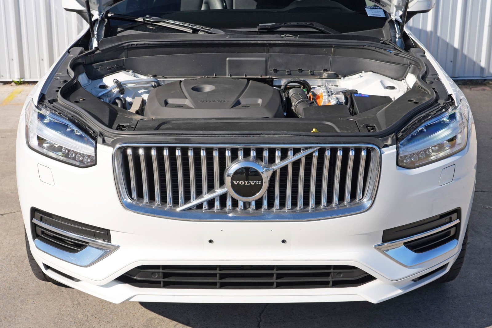 Used 2021 Volvo XC90 T8 Inscription Expression w/ Protection Package Premier AWD/4WD image 7