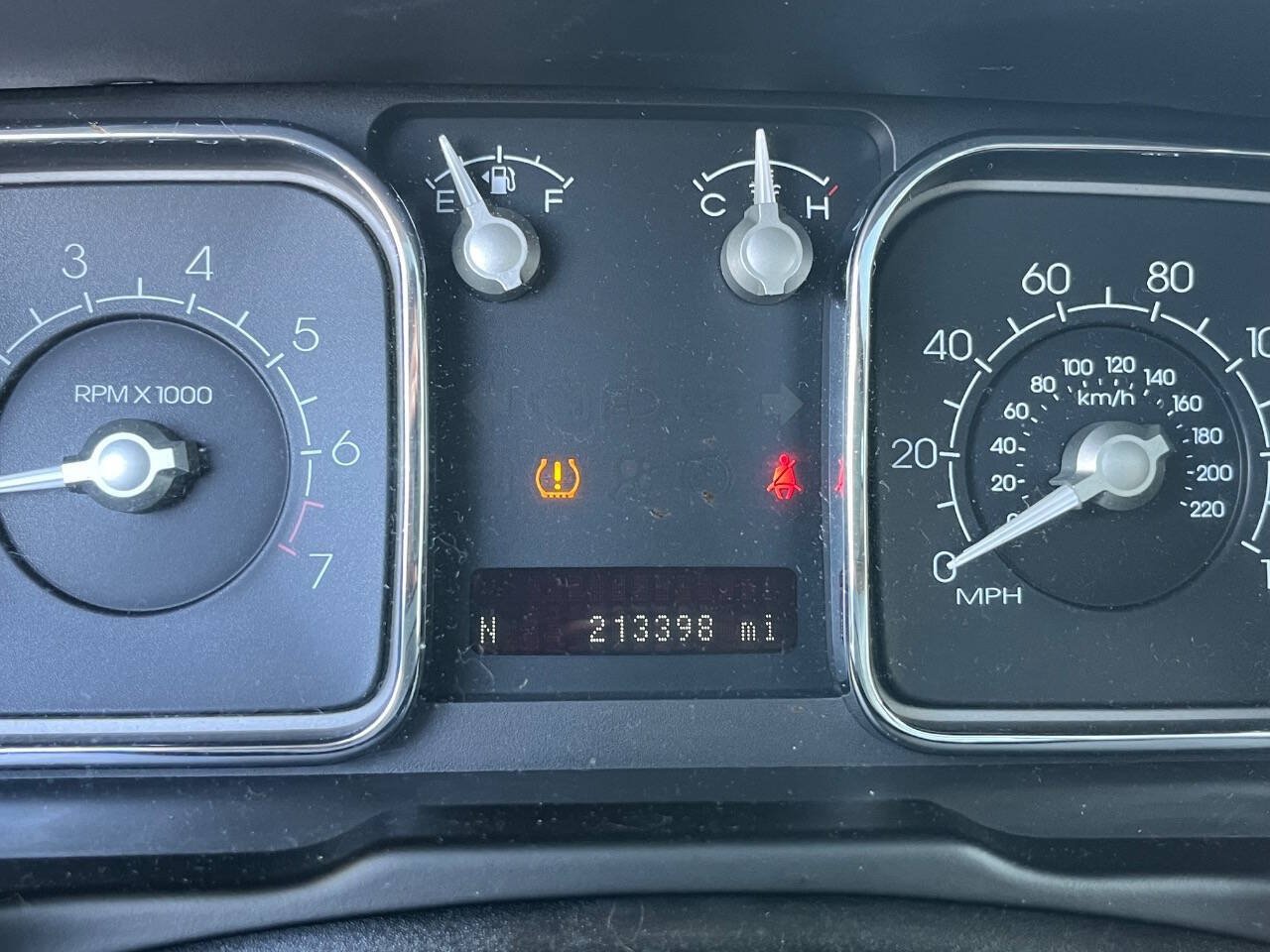 Used 2010 Lincoln MKX AWD image 15