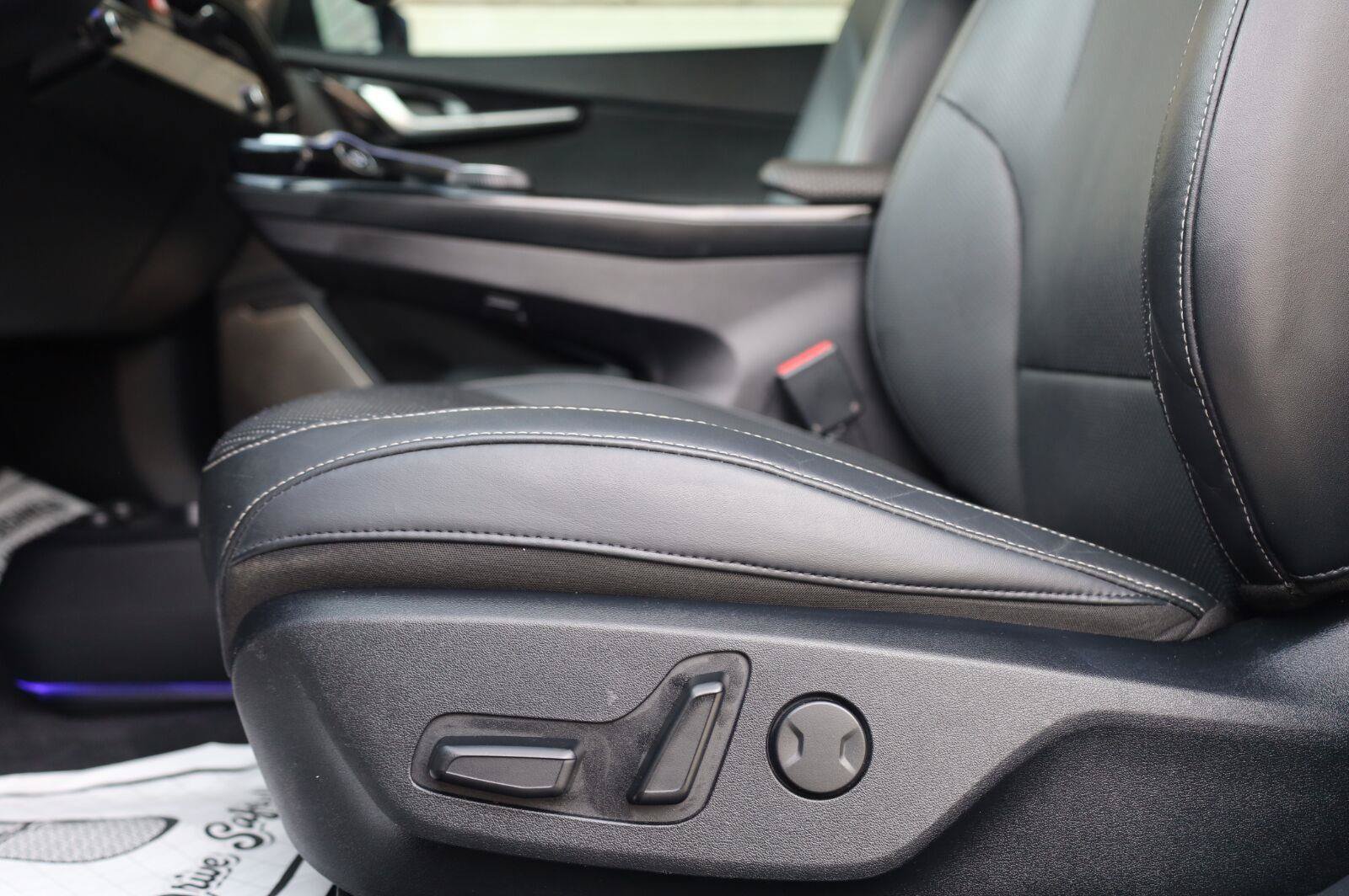 Used 2022 Kia EV6 GT-Line w/ First Edition Package AWD/4WD image 19