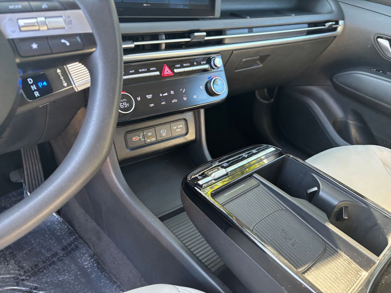 Used 2025 Hyundai Tucson Blue image 41