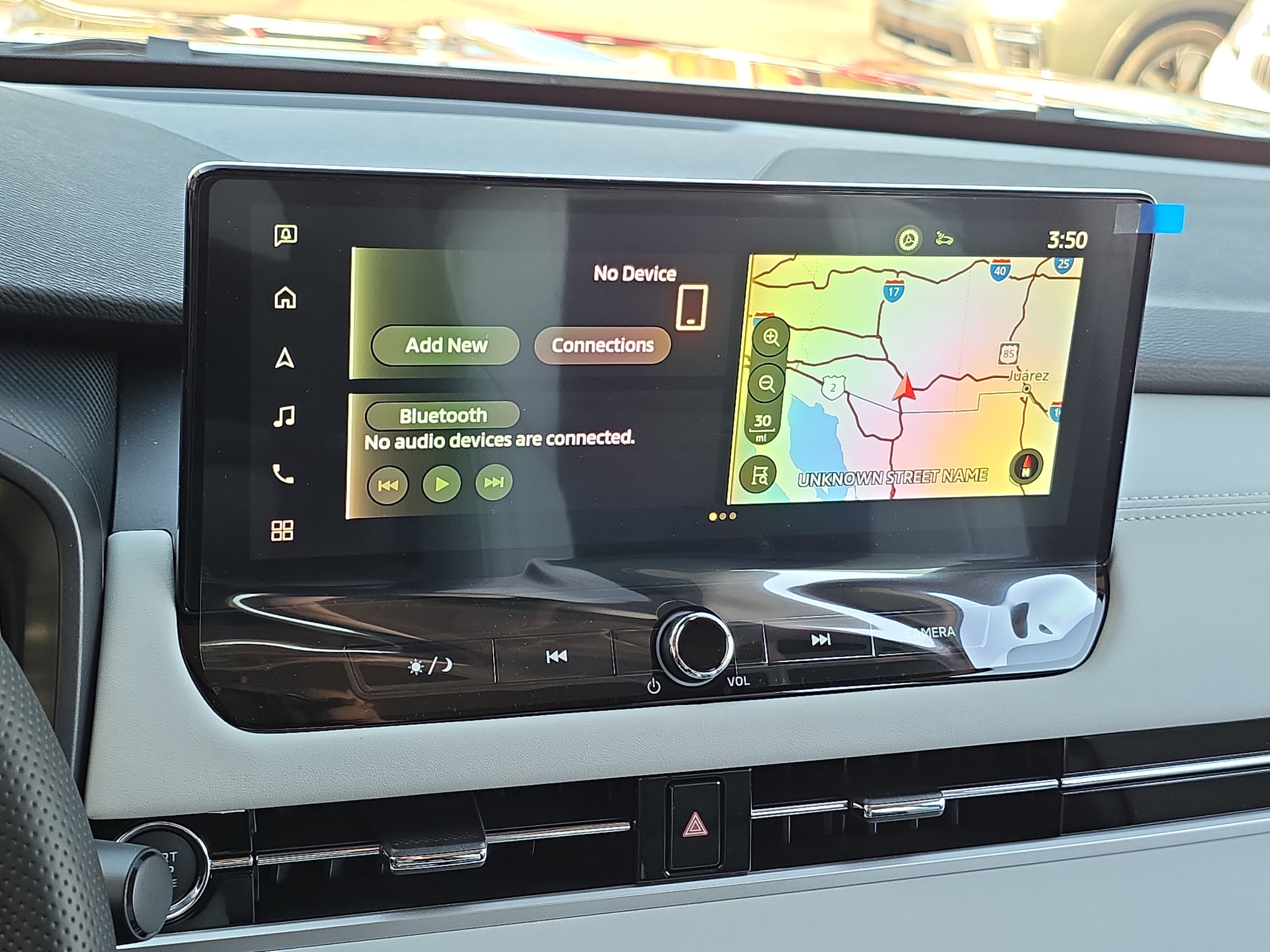 New 2026 Mitsubishi Outlander SE image 18