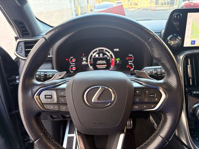 Used 2022 Lexus LX 600 F Sport w/ Accessory Package (Z1) AWD/4WD image 9