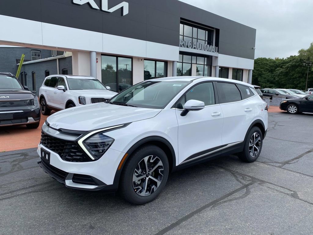 New 2025 Kia Sportage EX
