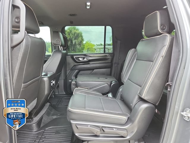 Certified 2022 GMC Yukon XL SLT w/ SLT Luxury Package AWD/4WD image 9
