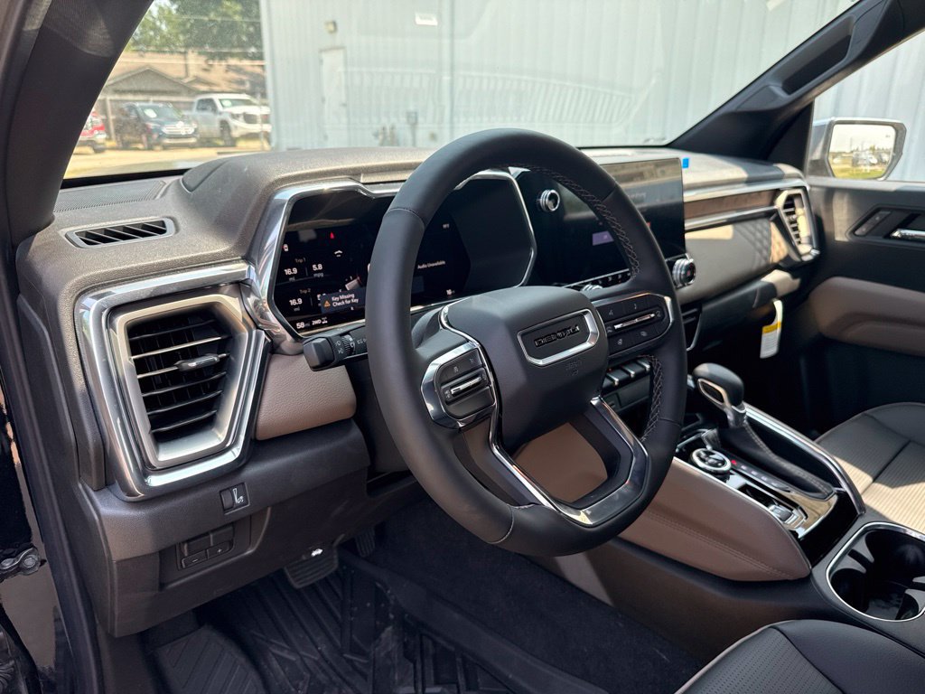 New 2026 GMC Canyon Denali w/ LPO, Denali Black Edition AWD/4WD image 13