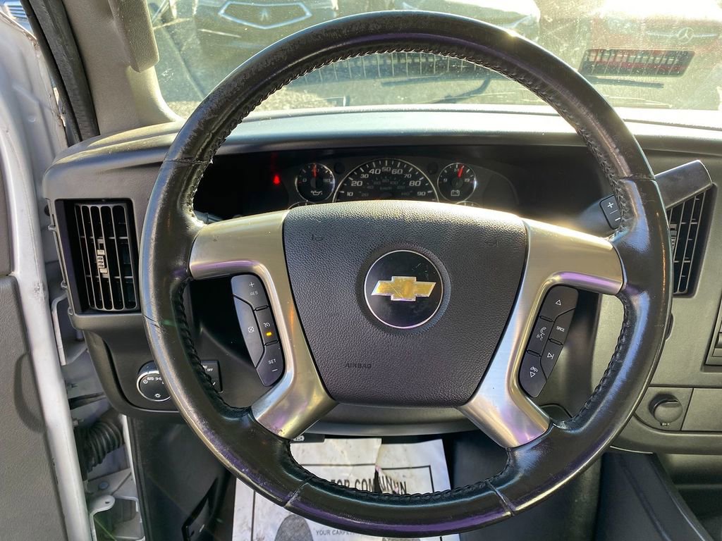 Used 2017 Chevrolet Express 3500 Work Van image 14
