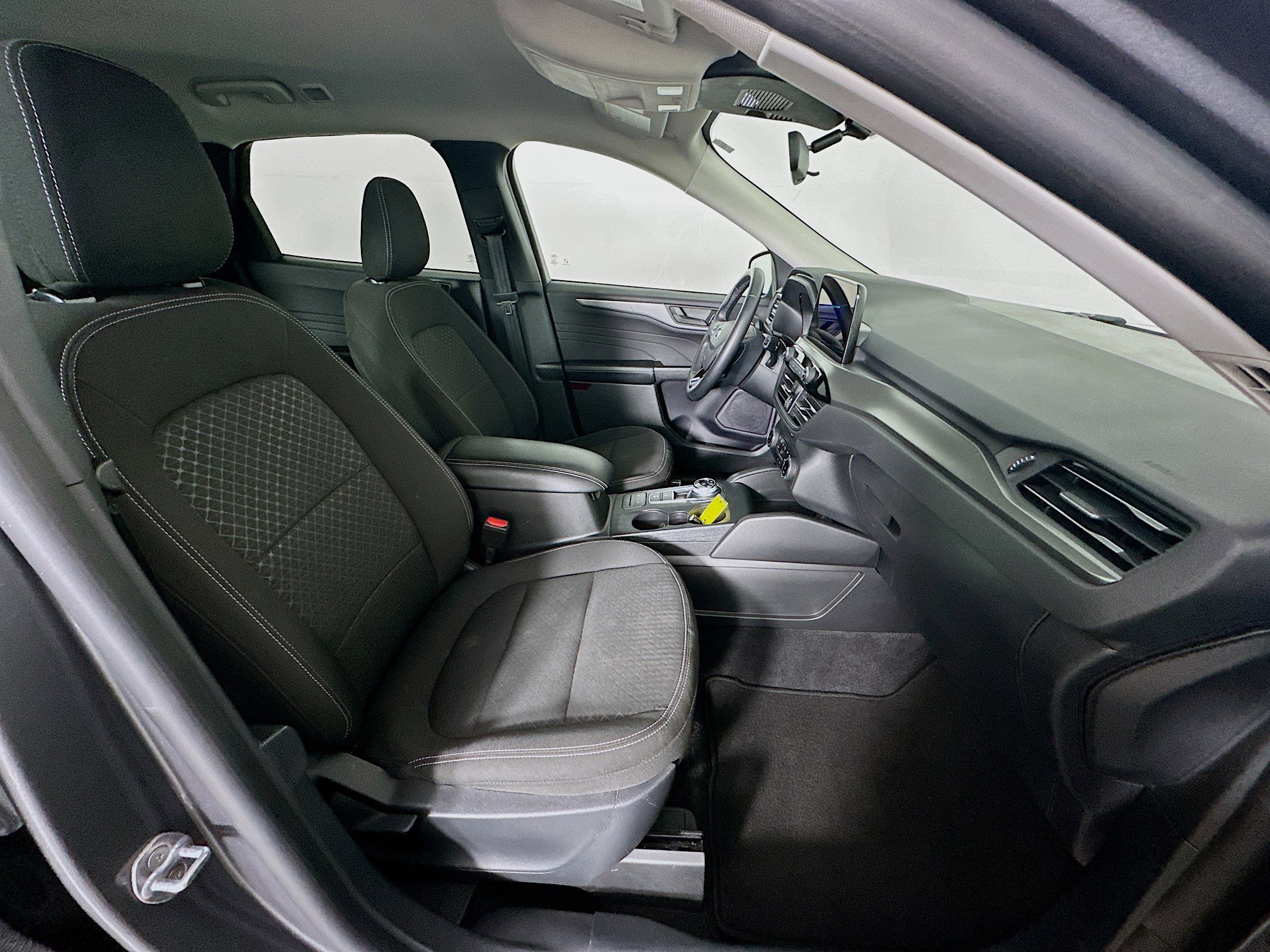 Used 2024 Ford Escape Active image 32