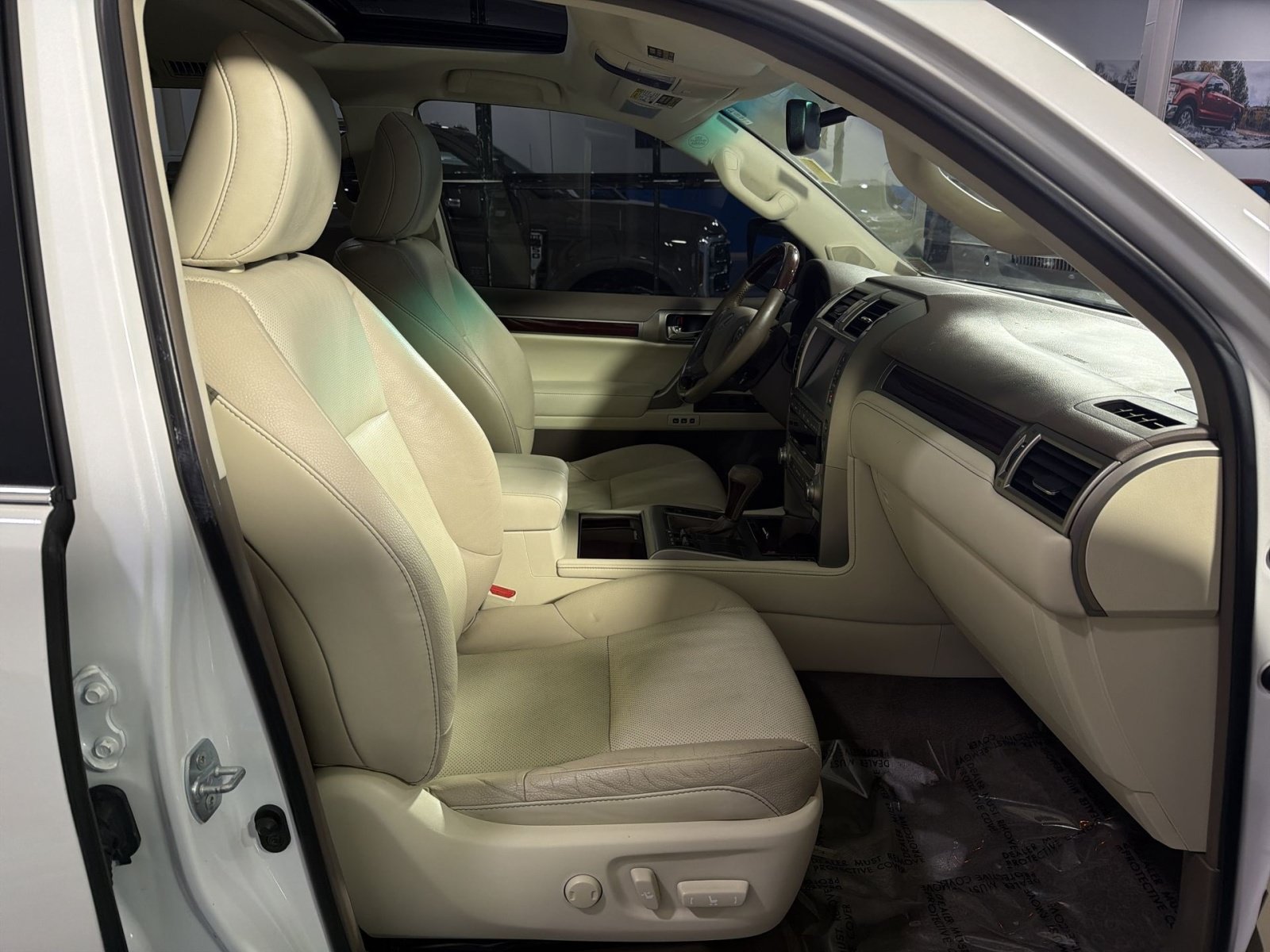 Used 2019 Lexus GX 460 Premium w/ Premium Package AWD/4WD image 20