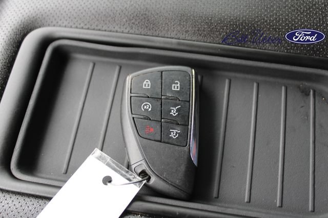 Used 2024 Chevrolet Suburban Premier w/ Premium Package AWD/4WD image 26