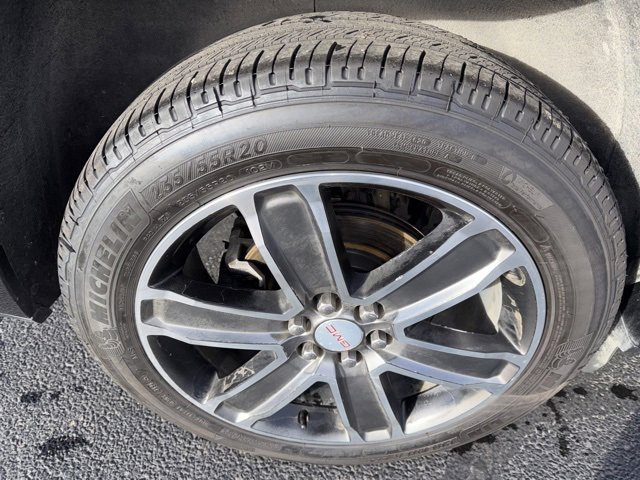 Used 2018 GMC Acadia Denali w/ Technology Package image 29