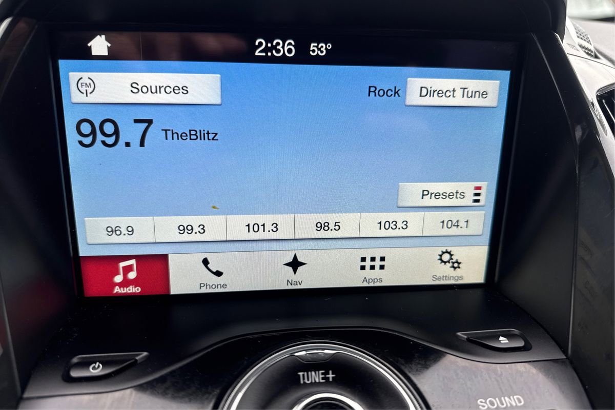 Used 2016 Ford C-MAX Energi SEL w/ Equipment Group 302A image 12