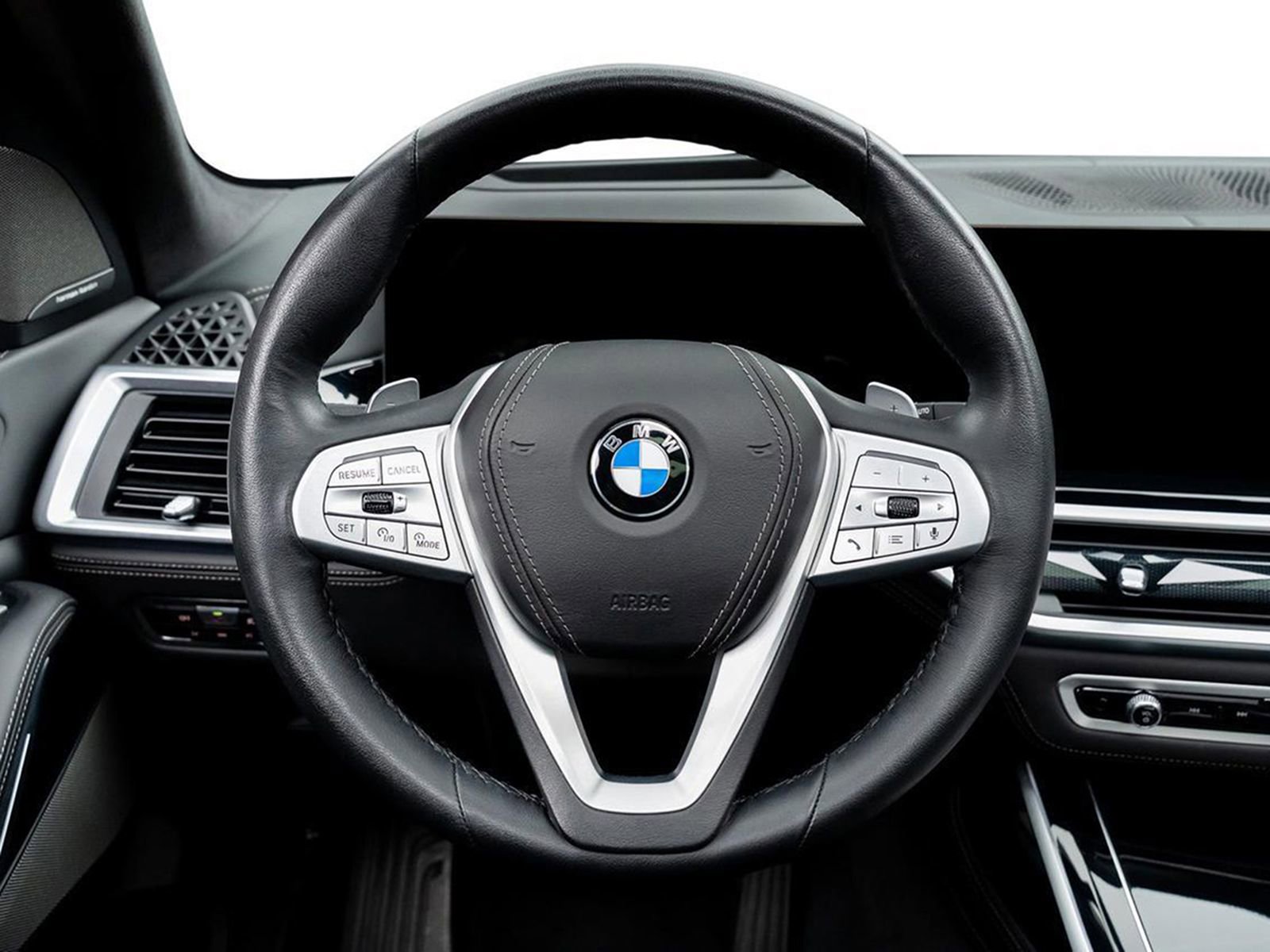 Used 2023 BMW X7 xDrive40i w/ Premium Package image 57