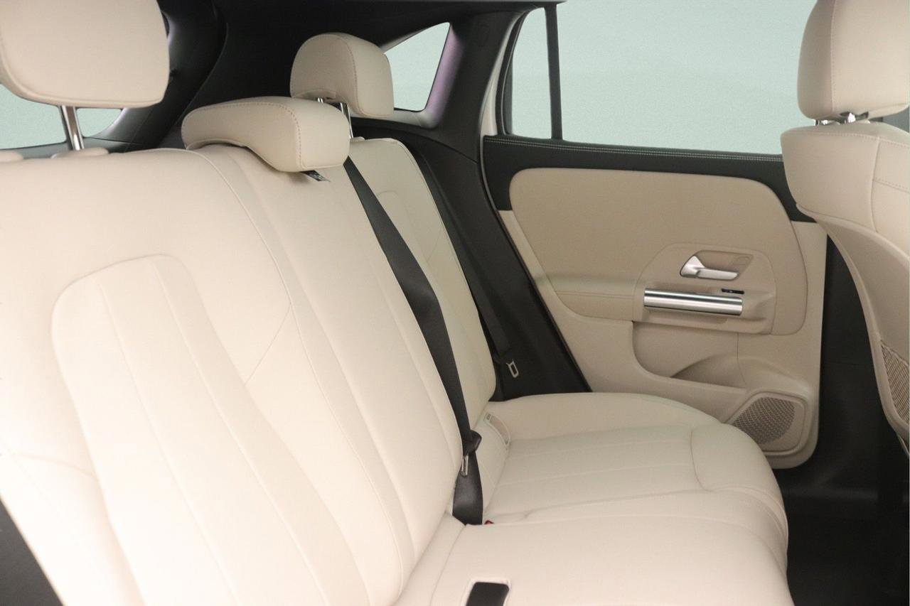 New 2026 Mercedes-Benz GLA 250 image 8