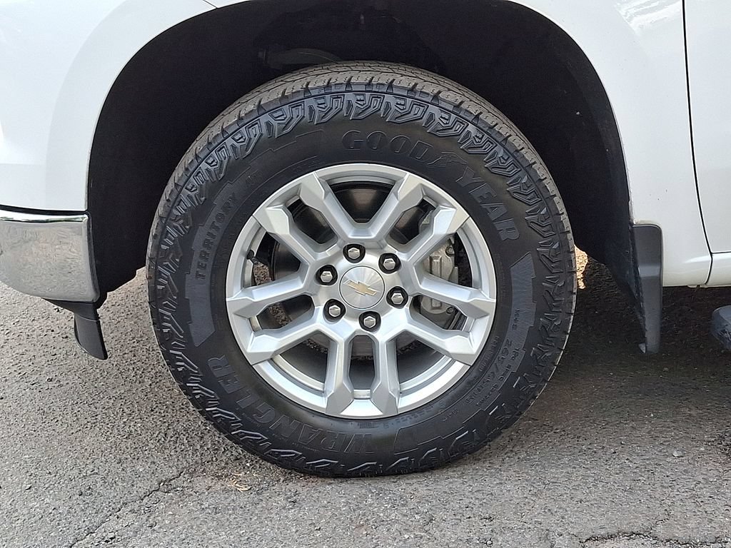 Certified 2024 Chevrolet Silverado 1500 LT AWD/4WD image 32
