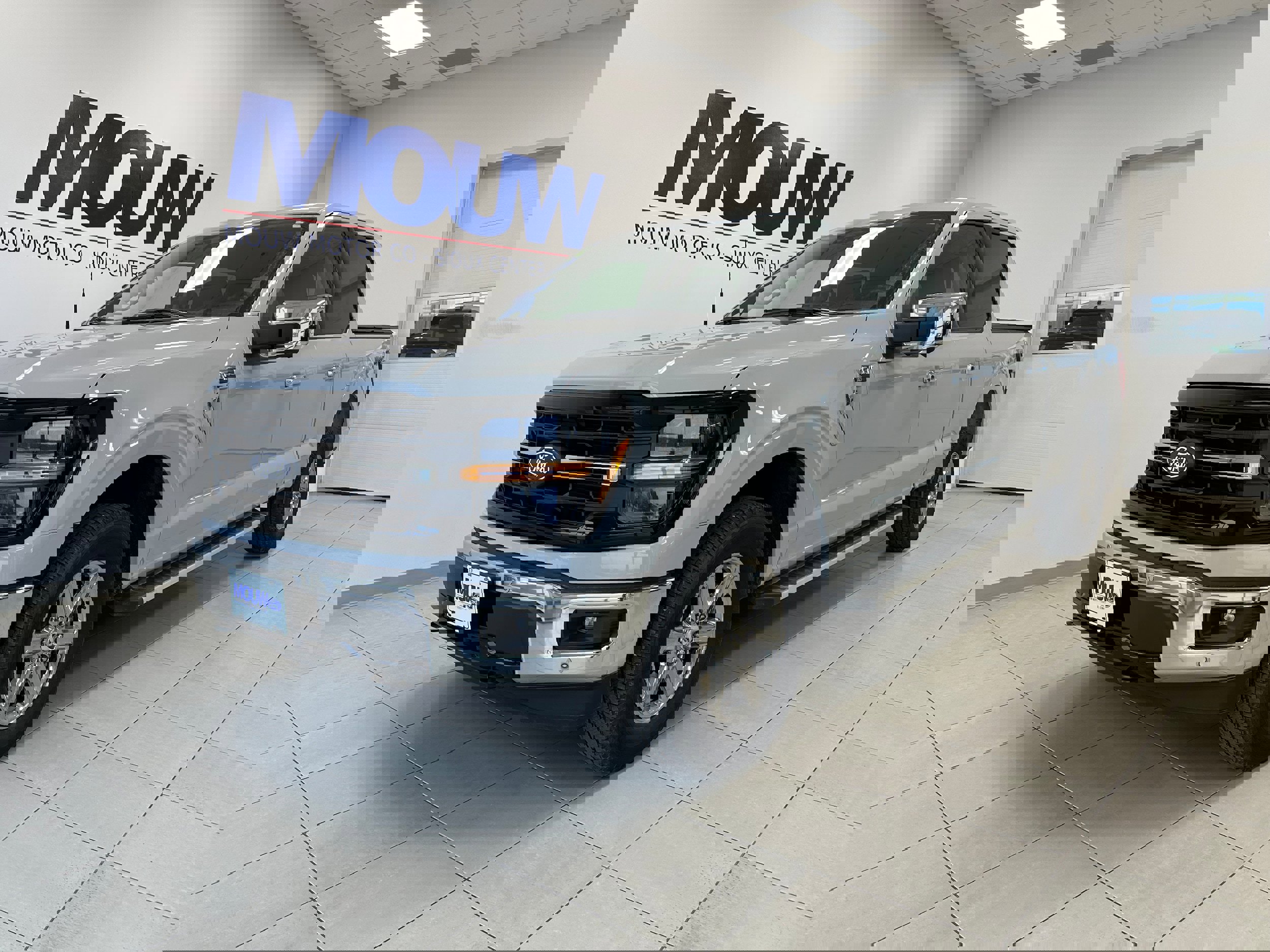 Used 2024 Ford F150 XLT w/ Equipment Group 302A MID image 2