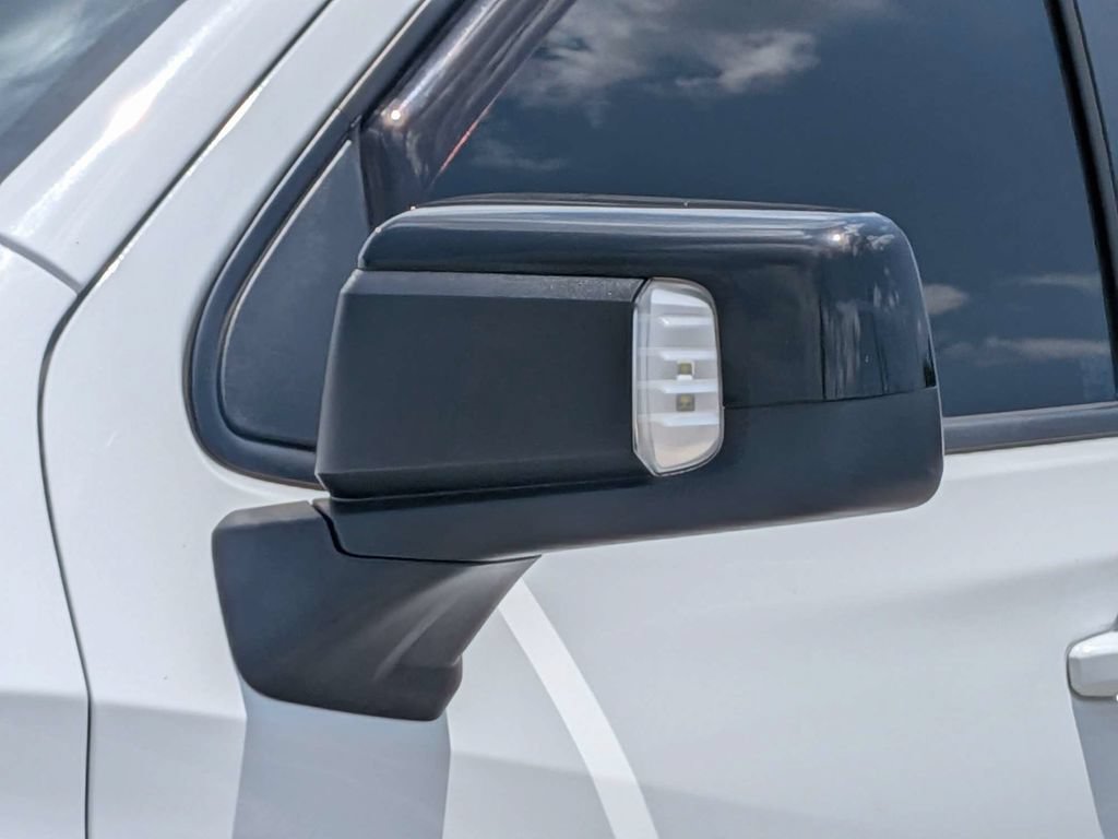 Used 2020 Chevrolet Silverado 1500 RST AWD/4WD image 11