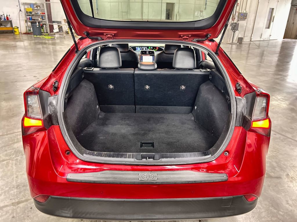 Used 2021 Toyota Prius image 26