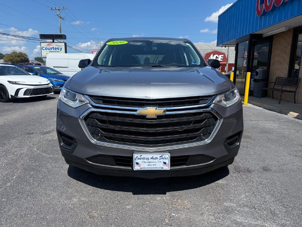 Used 2020 Chevrolet Traverse LS FWD image 2