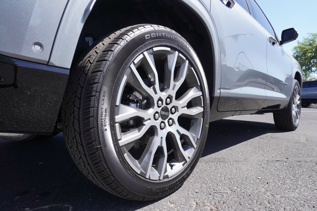 New 2026 GMC Acadia Denali Ultimate FWD image 7