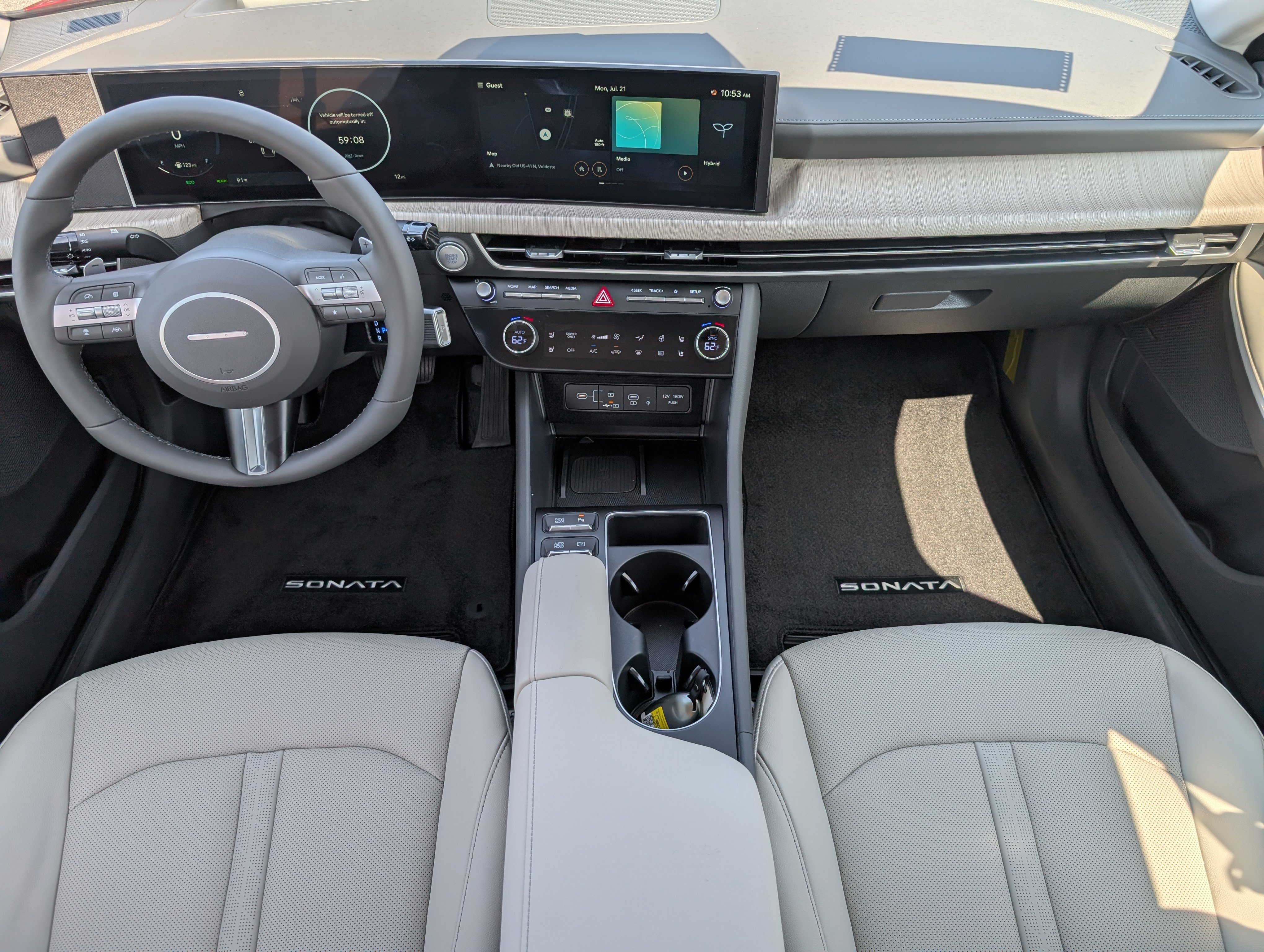 New 2025 Hyundai Sonata Limited image 5