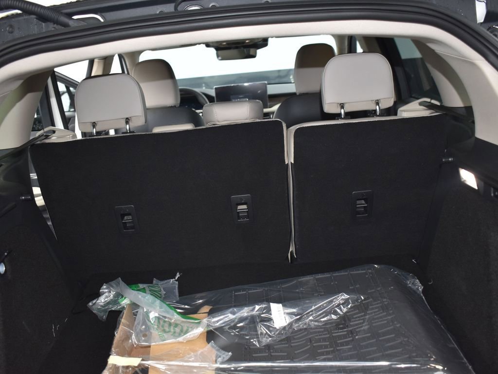 New 2025 Lincoln Corsair Grand Touring w/ Equipment Group 301A image 12