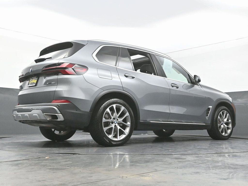 Used 2024 BMW X5 xDrive40i image 50