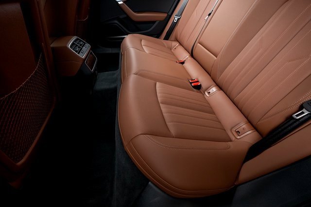 Used 2025 Audi A6 Premium Plus w/ Black Optic Package image 23