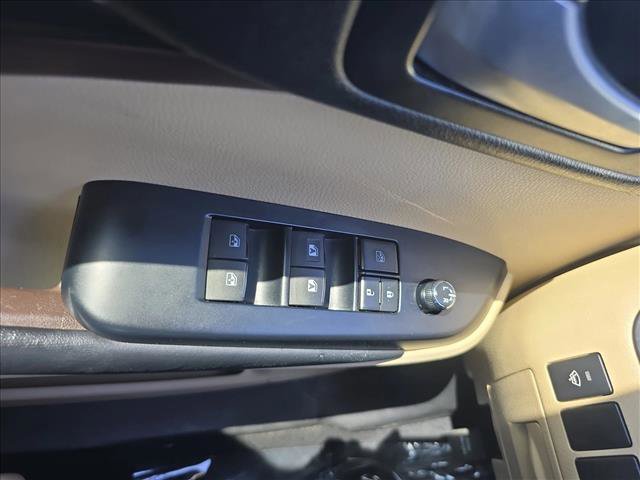 Used 2018 Toyota Highlander XLE AWD/4WD image 27