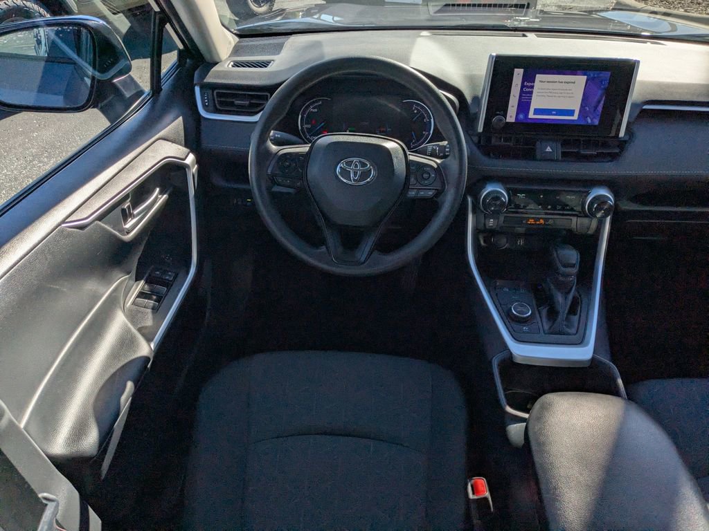 Used 2024 Toyota RAV4 XLE AWD/4WD image 16