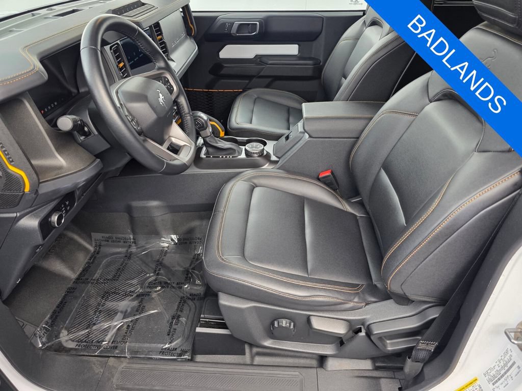 Used 2024 Ford Bronco Badlands w/ Sasquatch Package AWD/4WD image 9
