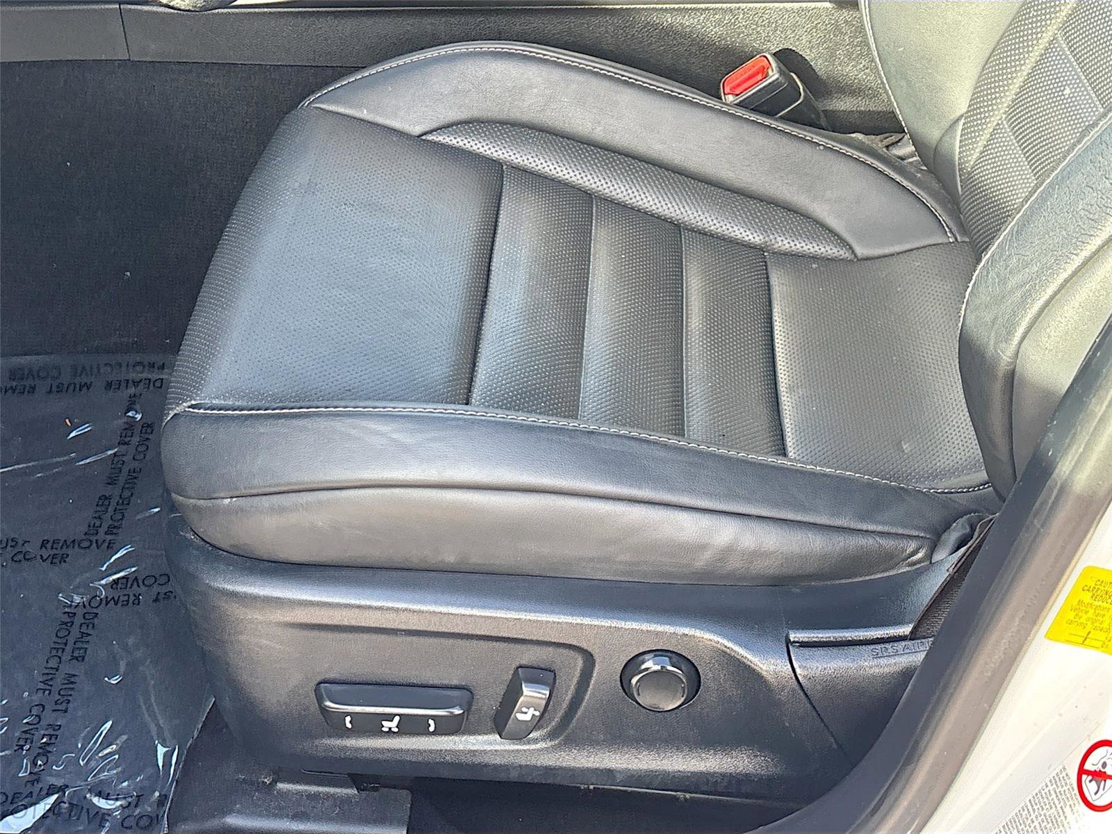 Used 2016 Lexus IS 200t w/ F Sport Package image 19