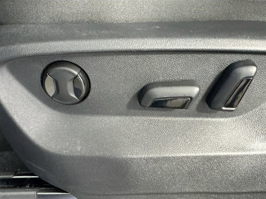 Used 2022 Volkswagen Atlas SE w/ Panoramic Sunroof Package image 18