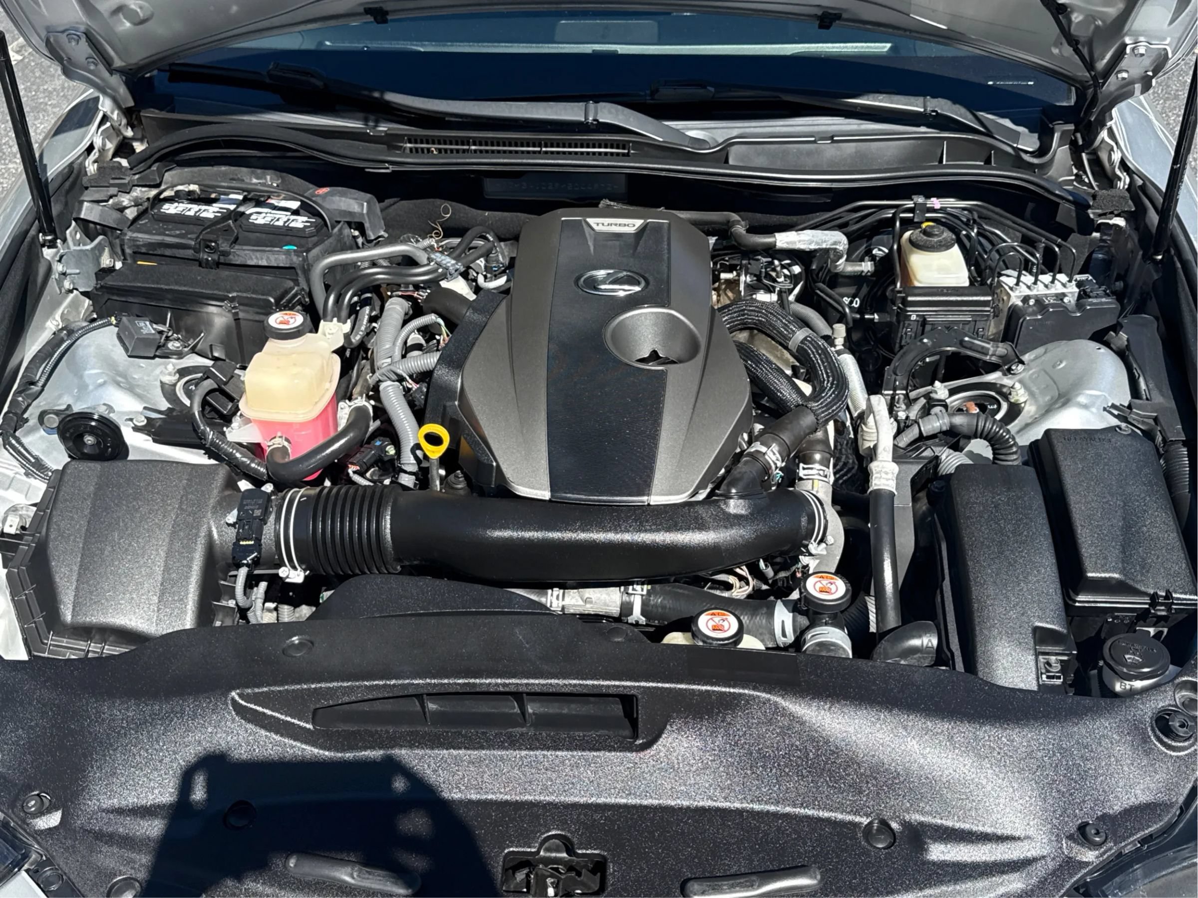 Used 2017 Lexus IS 200t w/ Premium Package RWD image 9