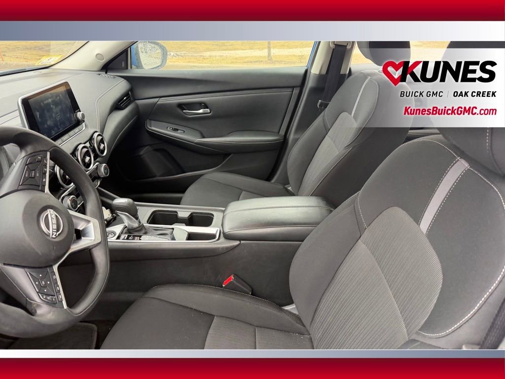 Used 2024 Nissan Sentra SV FWD image 5