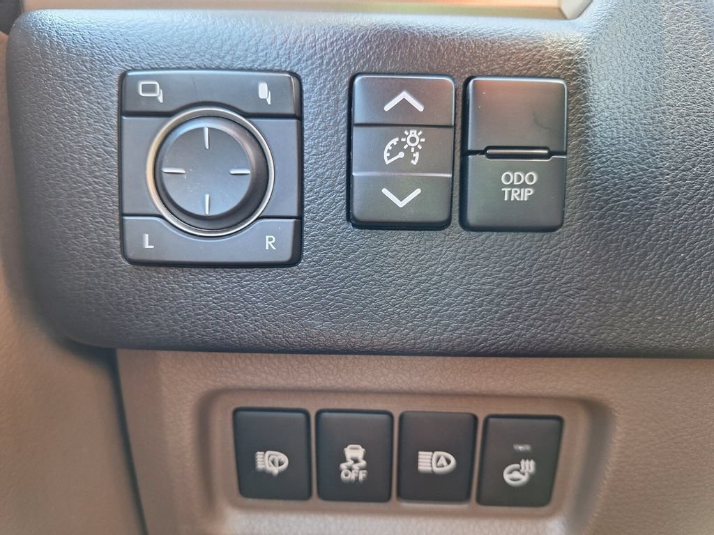 Used 2021 Lexus GX 460 Premium AWD/4WD image 13