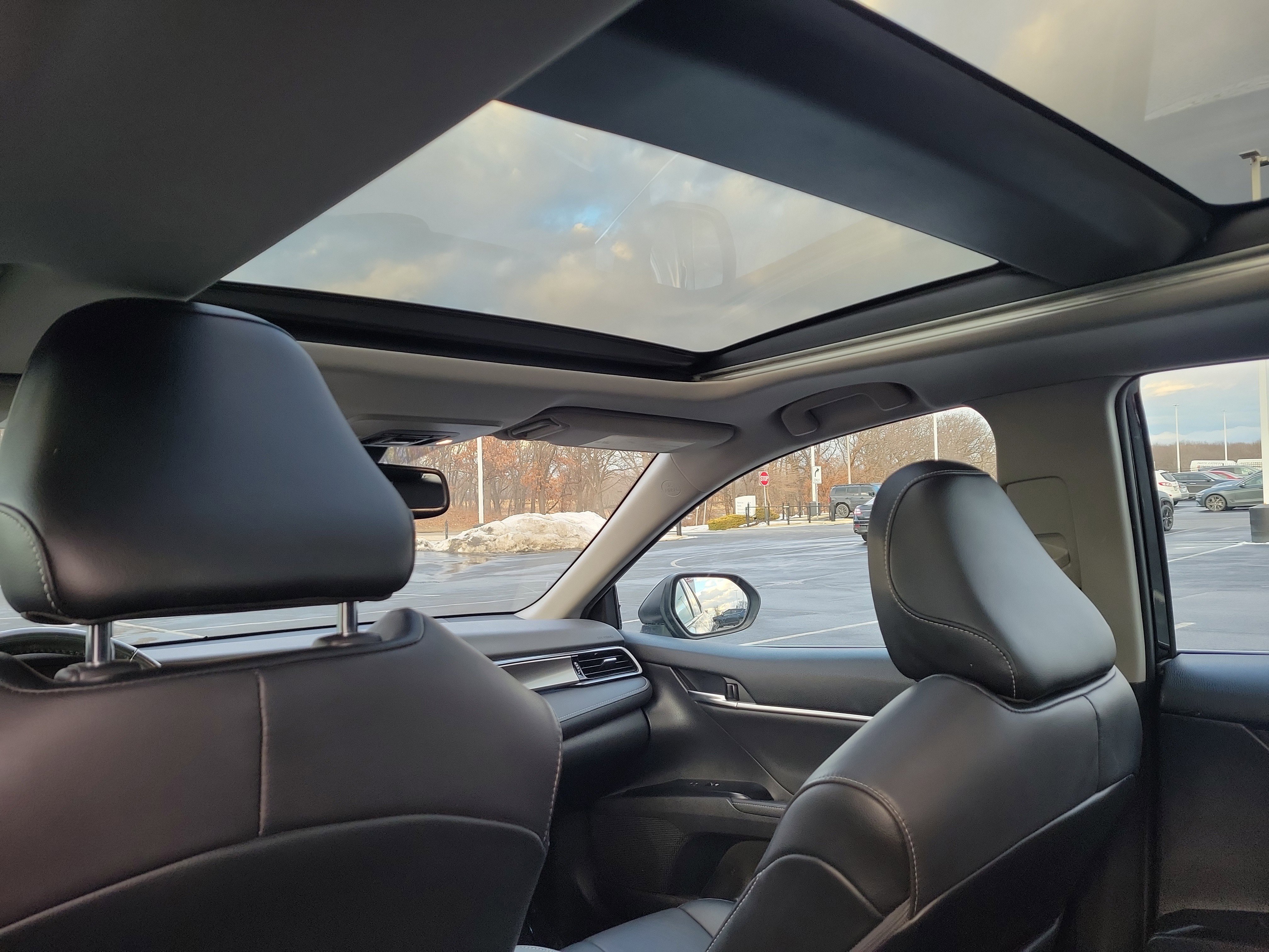 Certified 2020 Toyota Camry XSE image 11