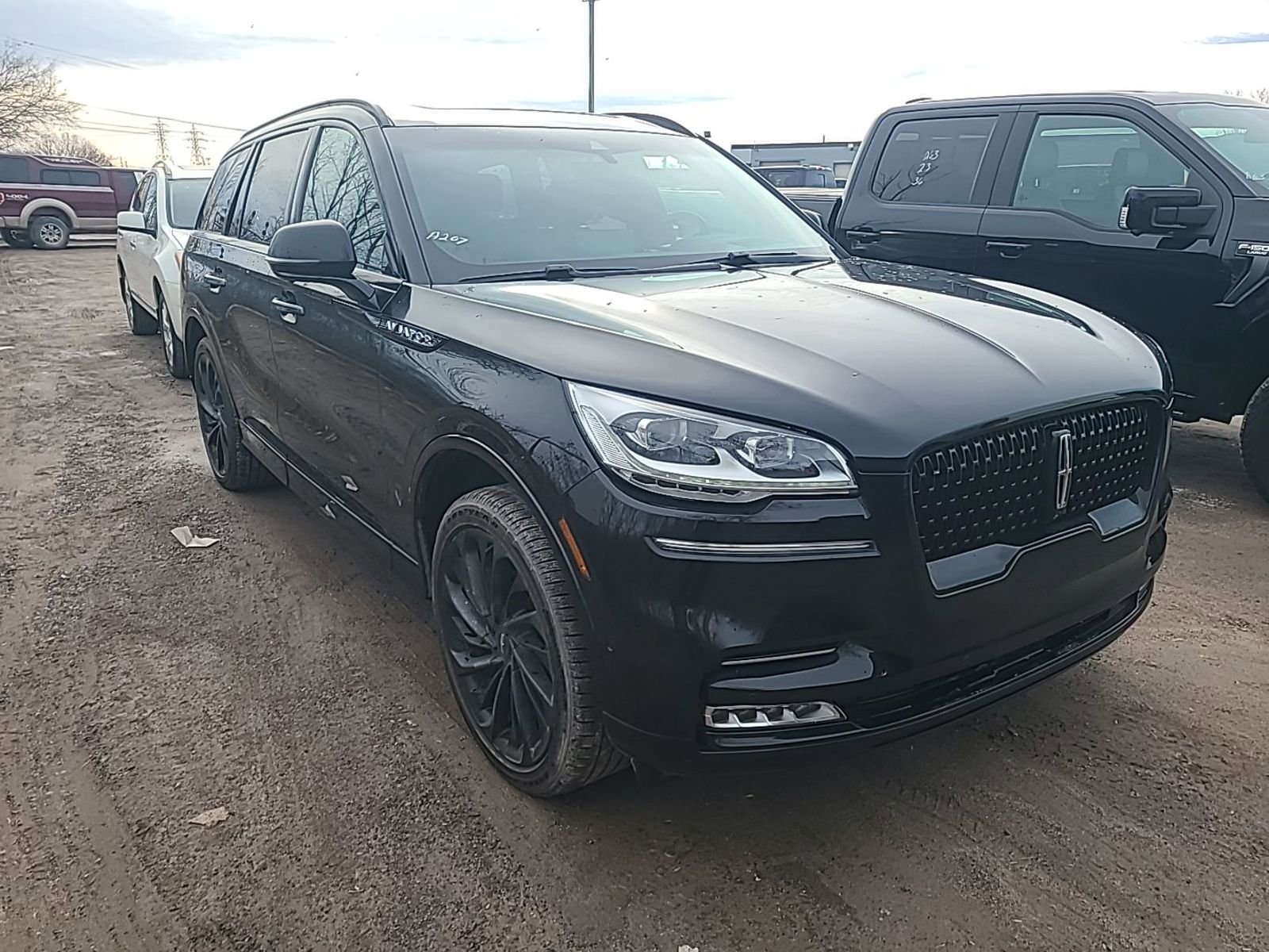 Used 2023 Lincoln Aviator Reserve w/ Equipment Group 201A image 5