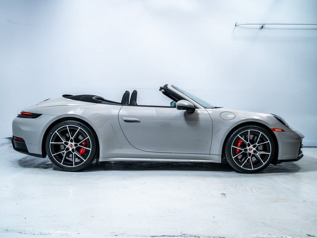 New 2026 Porsche 911 Carrera 4S image 8