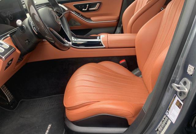 Used 2023 Mercedes-Benz S 500 4MATIC image 4
