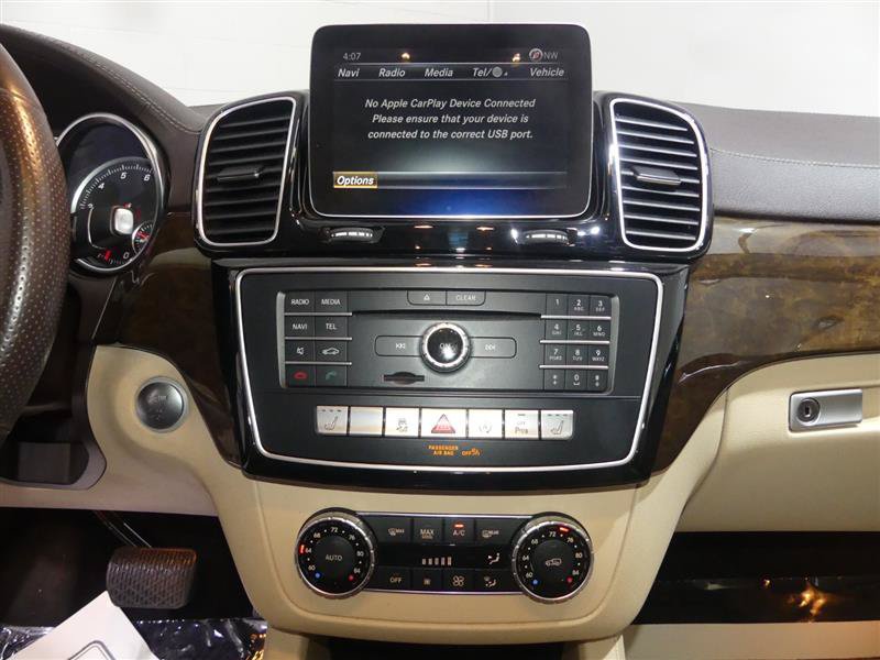 Used 2017 Mercedes-Benz GLS 450 4MATIC image 39