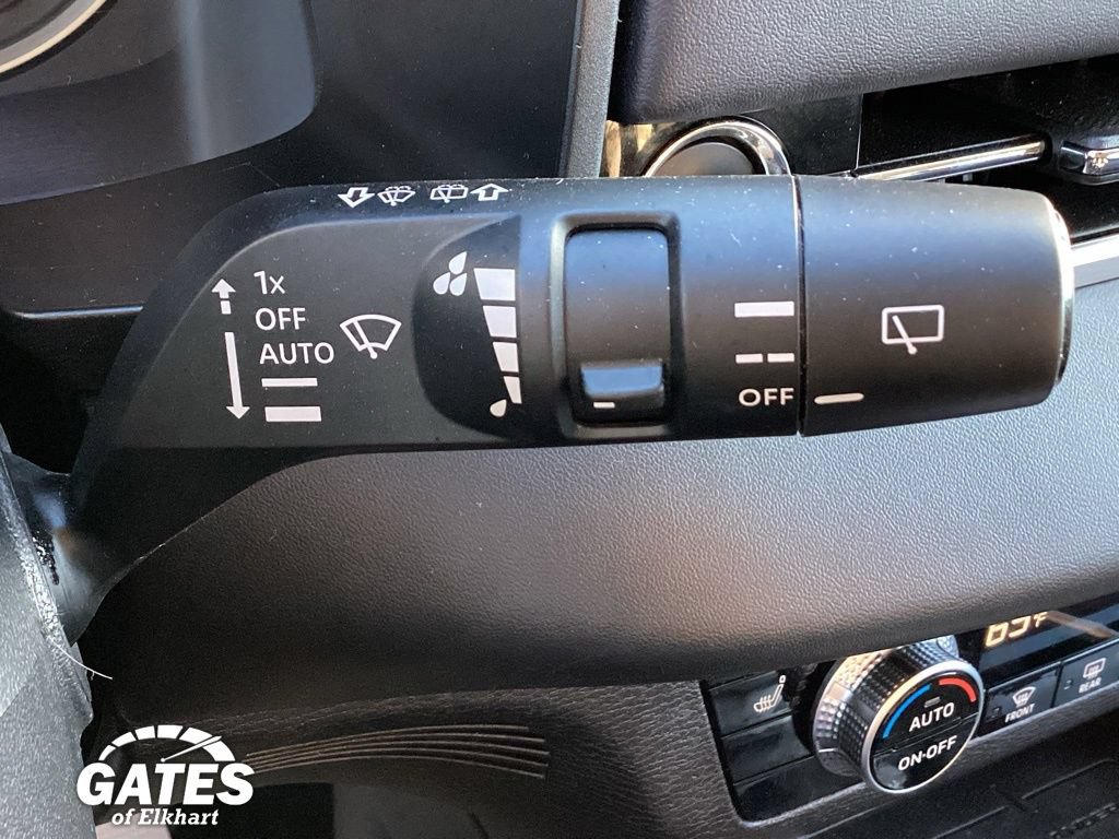 Used 2025 Mitsubishi Outlander SE AWD/4WD image 25